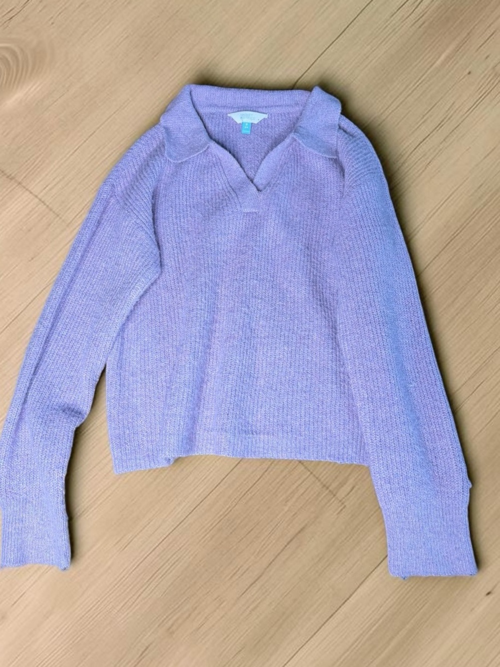 Girls V neck cozy sweater M 8-10